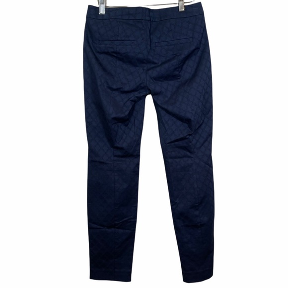 Lilly Pulitzer - Kelly Textured Ankle Length
Skinny Pant Midnight Navy - SIZE 2 - Picture 8 of 16